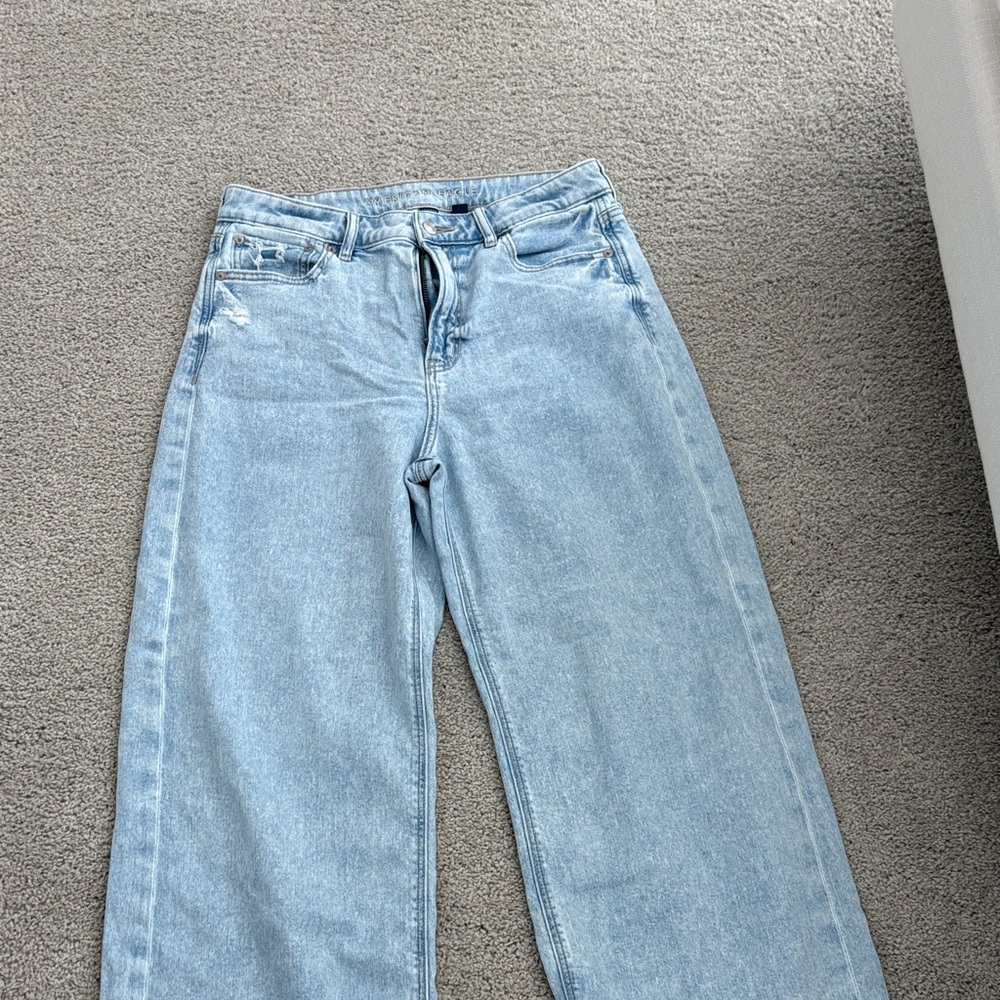 American Eagle Outfitters Light Wash Straight Leg Jeans